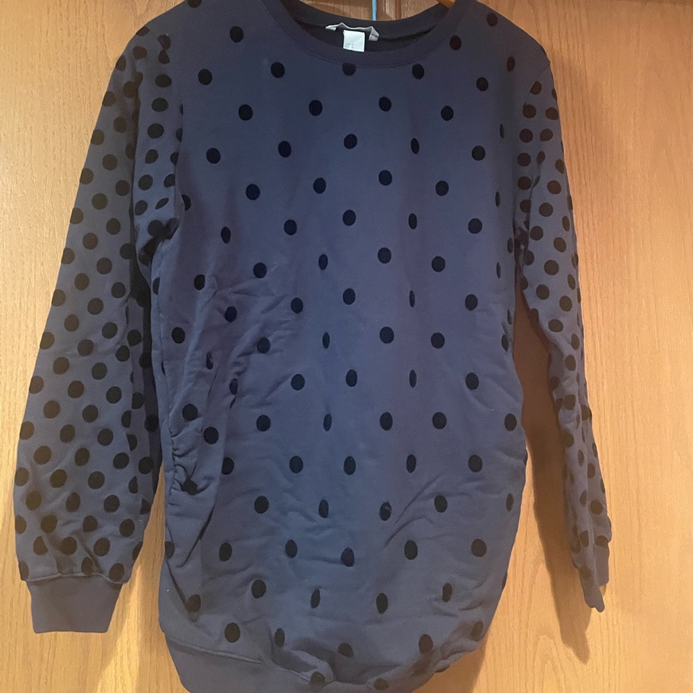 H&M maternity sweatshirt